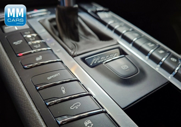 Porsche Macan cena 224850 przebieg: 99979, rok produkcji 2018 z Koło małe 379